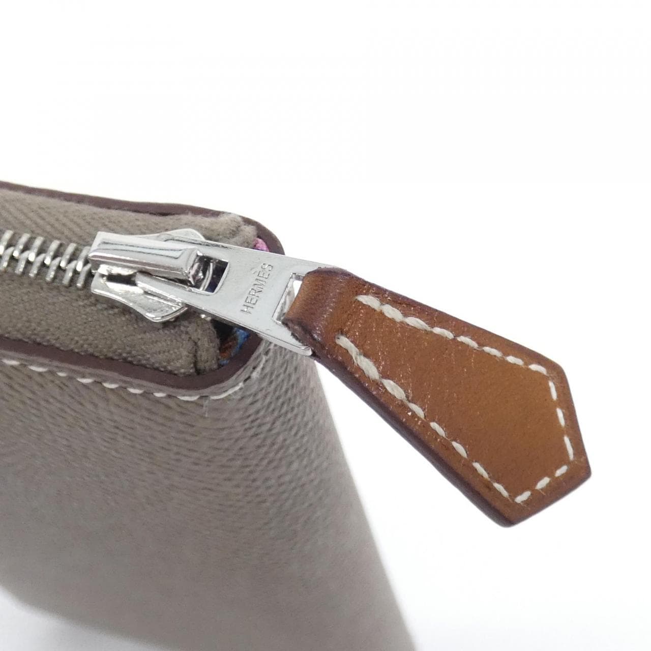 エルメス EN LIBERTE シルク イン クラシック 084387CK 財布