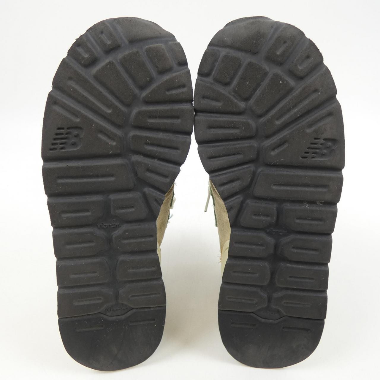 ニューバランス NEW BALANCE スニーカー