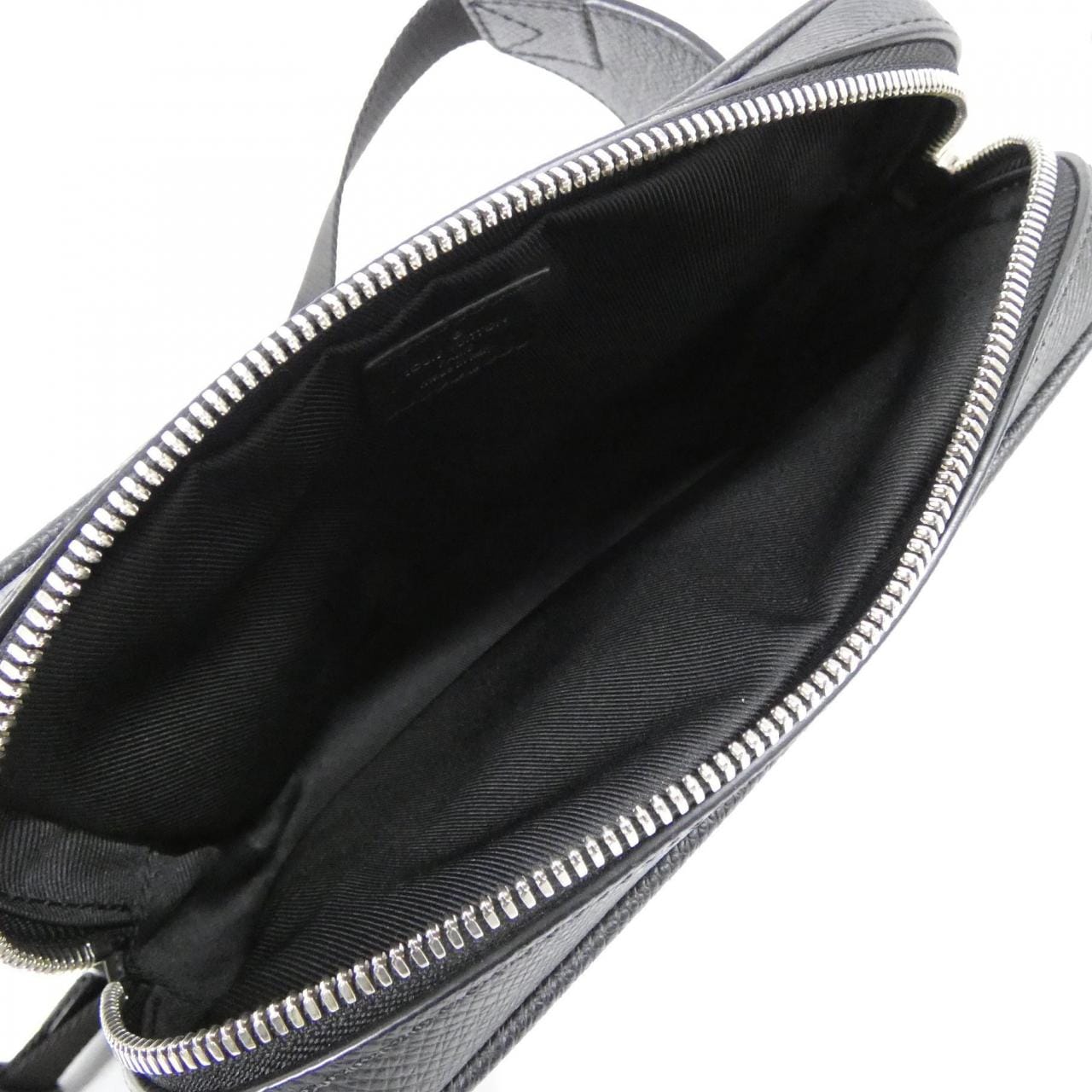 ルイヴィトン タイガ バムバッグ アウトドア M33438 ショルダーバッグ