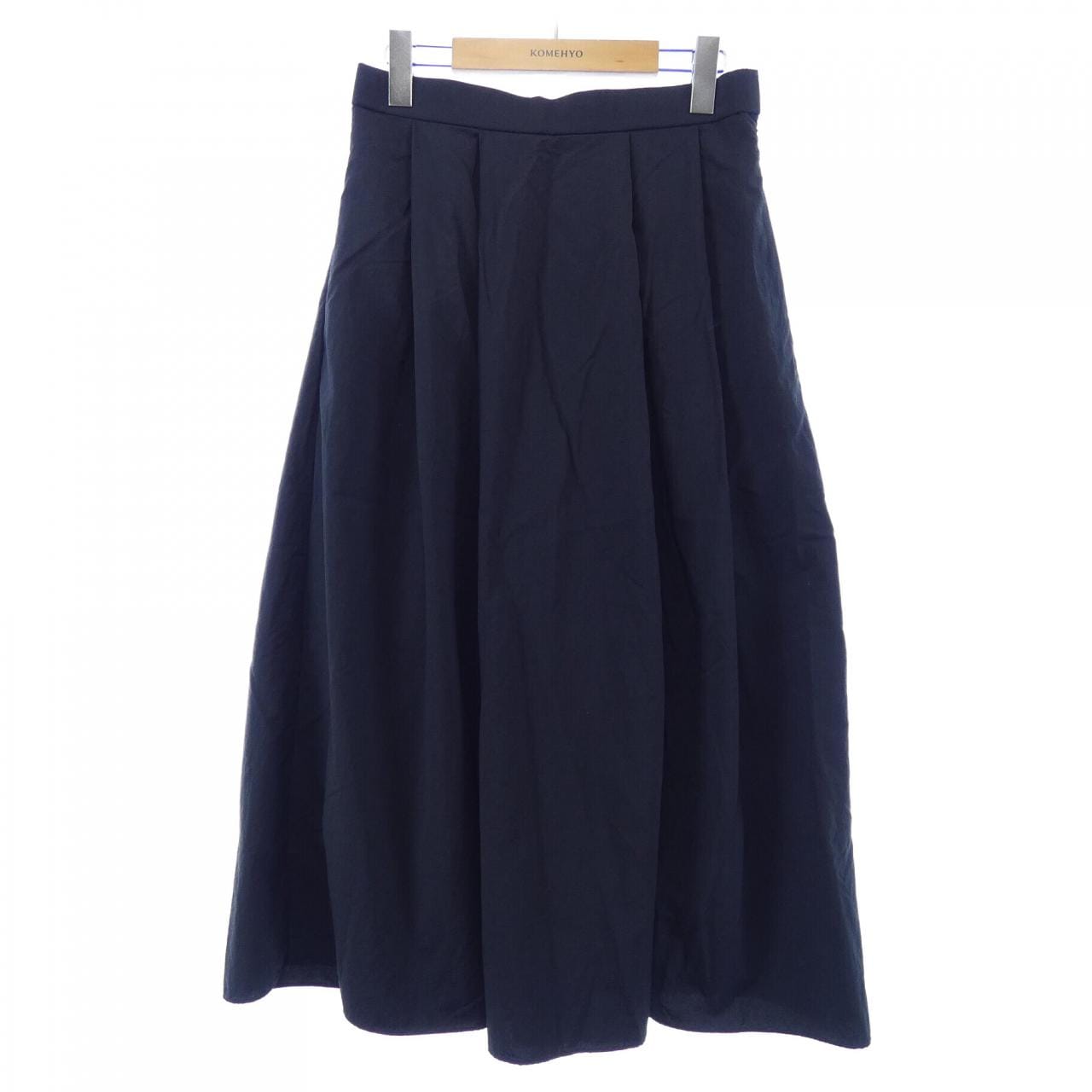 ニジュウサンク 23区 スカート