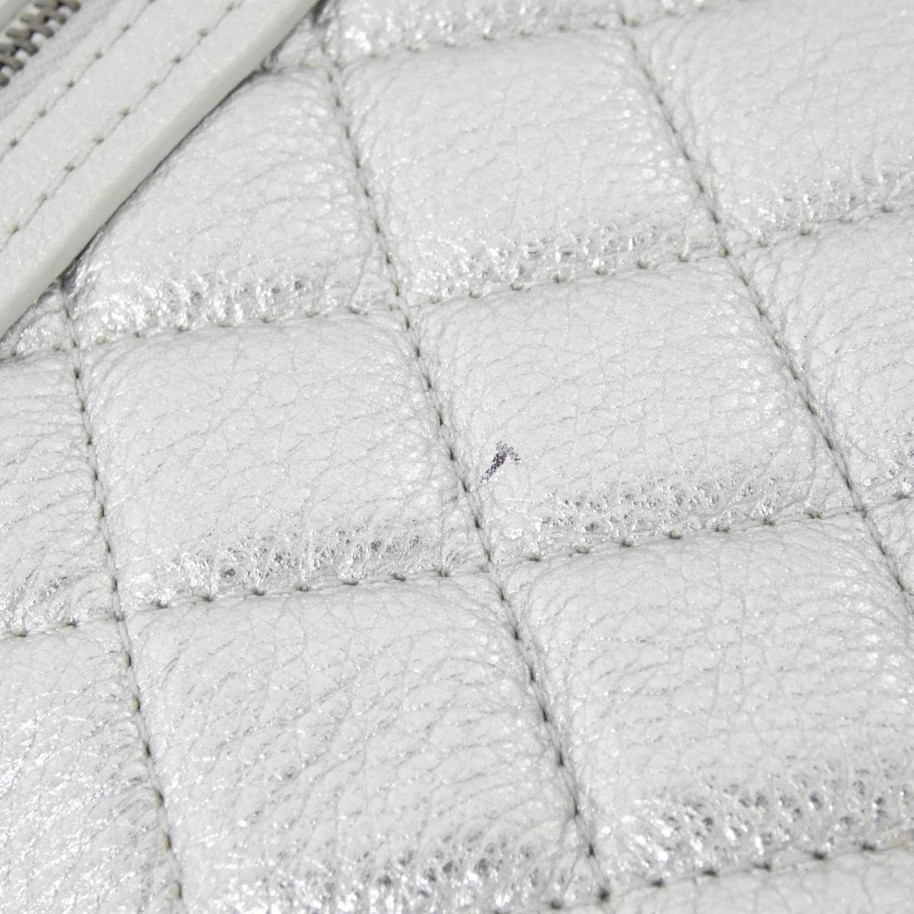 シャネル バッグ