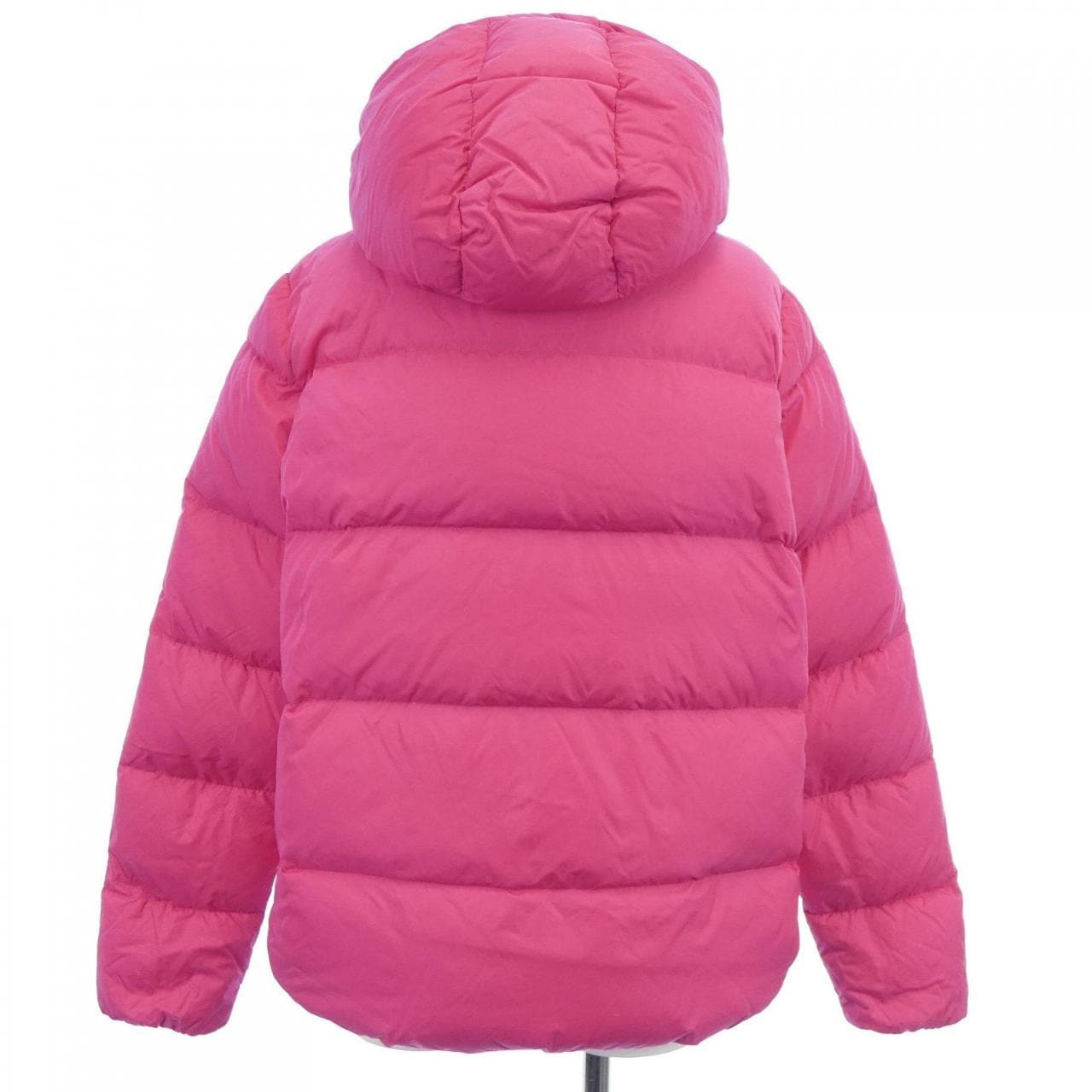 モンクレール MONCLER ダウンジャケット