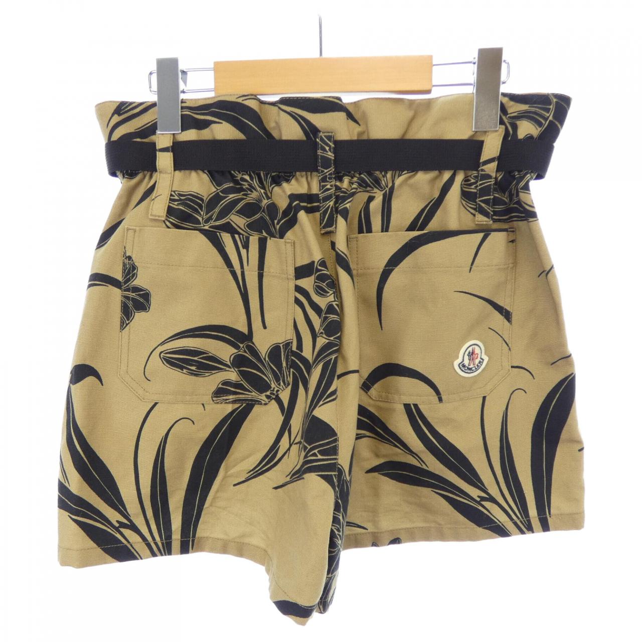 モンクレール MONCLER K10932B00015 598NE ショートパンツ