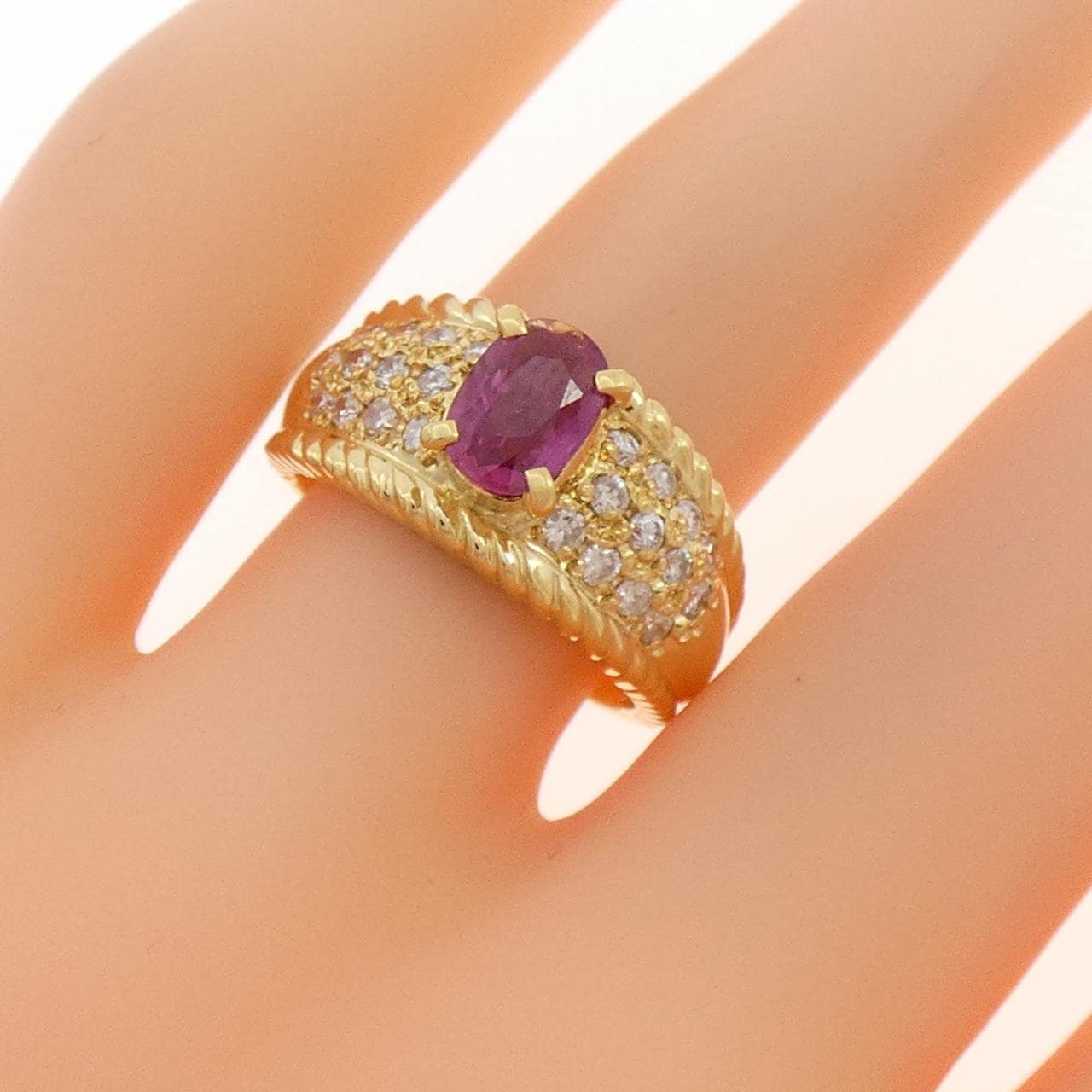 K18YG ルビー リング 0.88CT