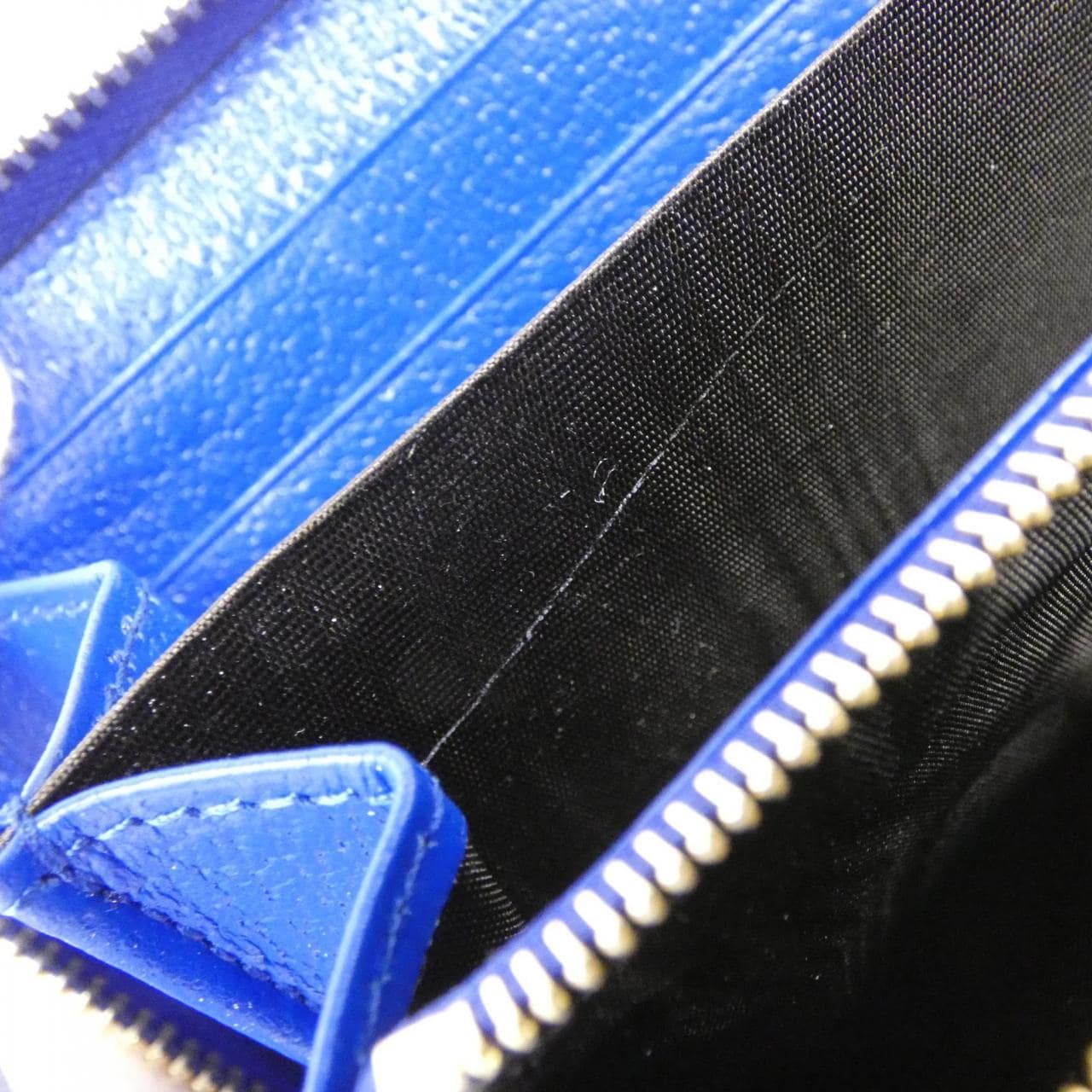 グッチ 701423 K9GSG 財布