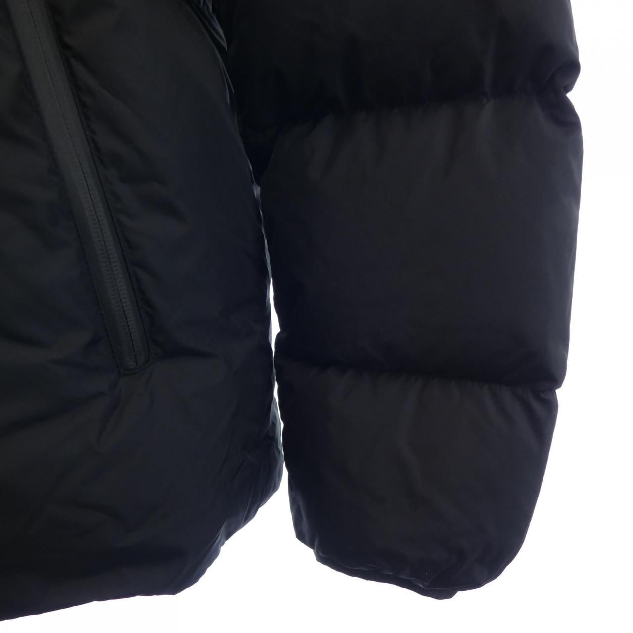MONCLER MONCLER MONTCLA Down Jacket