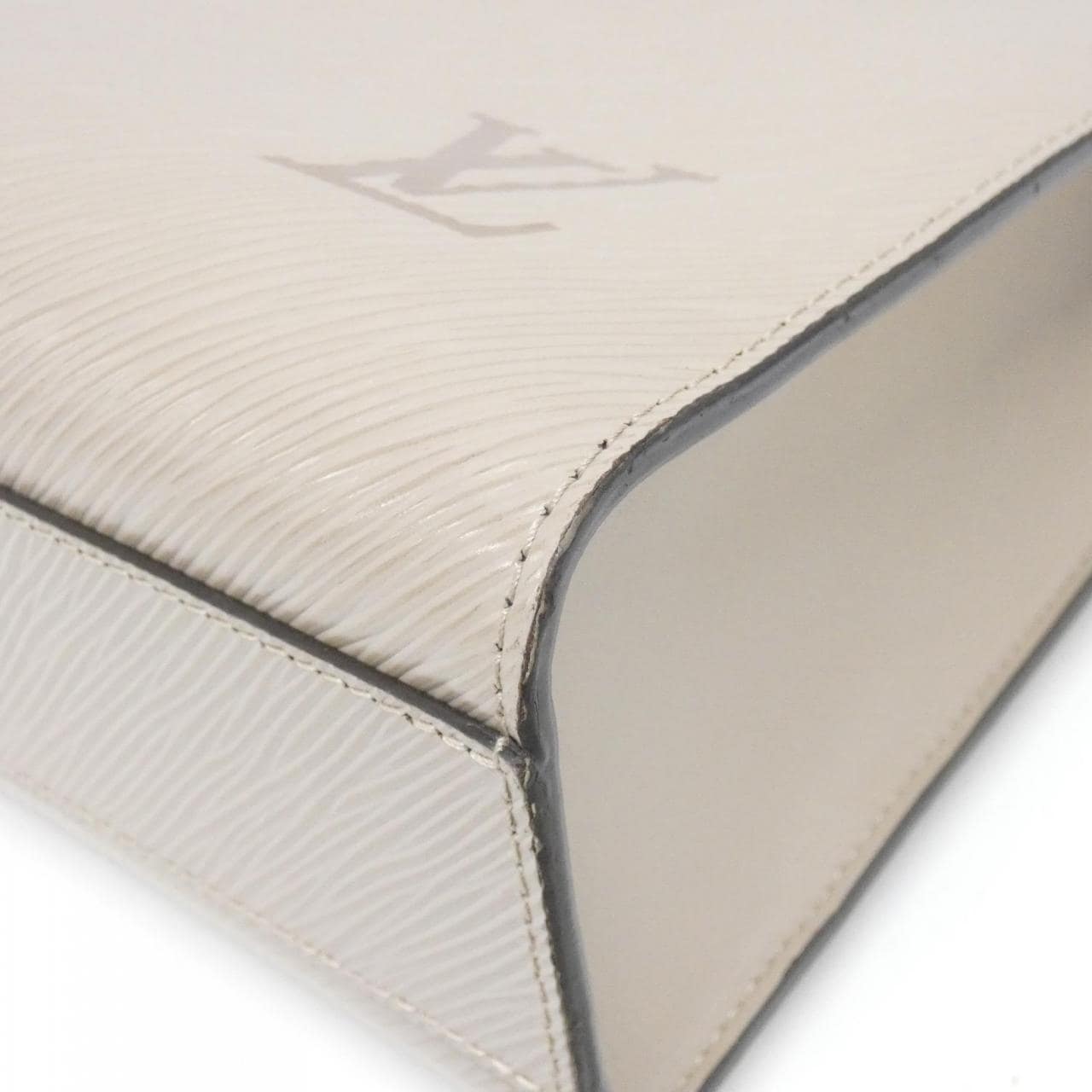 ルイヴィトン エピ サック プラ PM M58657 バッグ