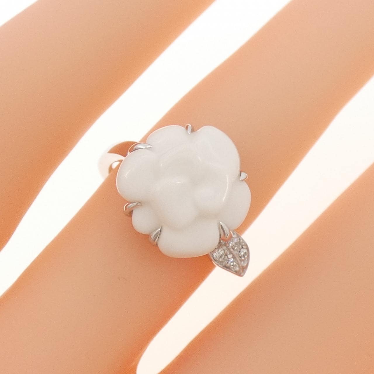 CHANEL camellia ring