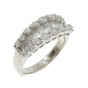 PT900 ダイヤモンド リング 0.835CT