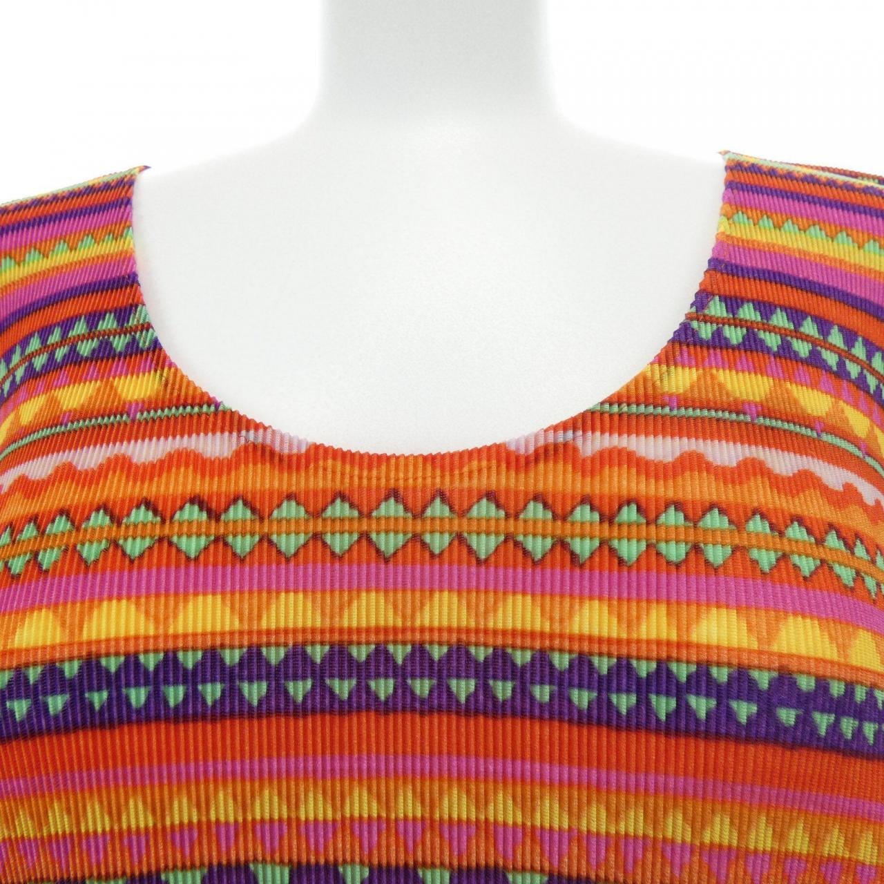 プリーツプリーズ PLEATS PLEASE PP31FK292 トップス