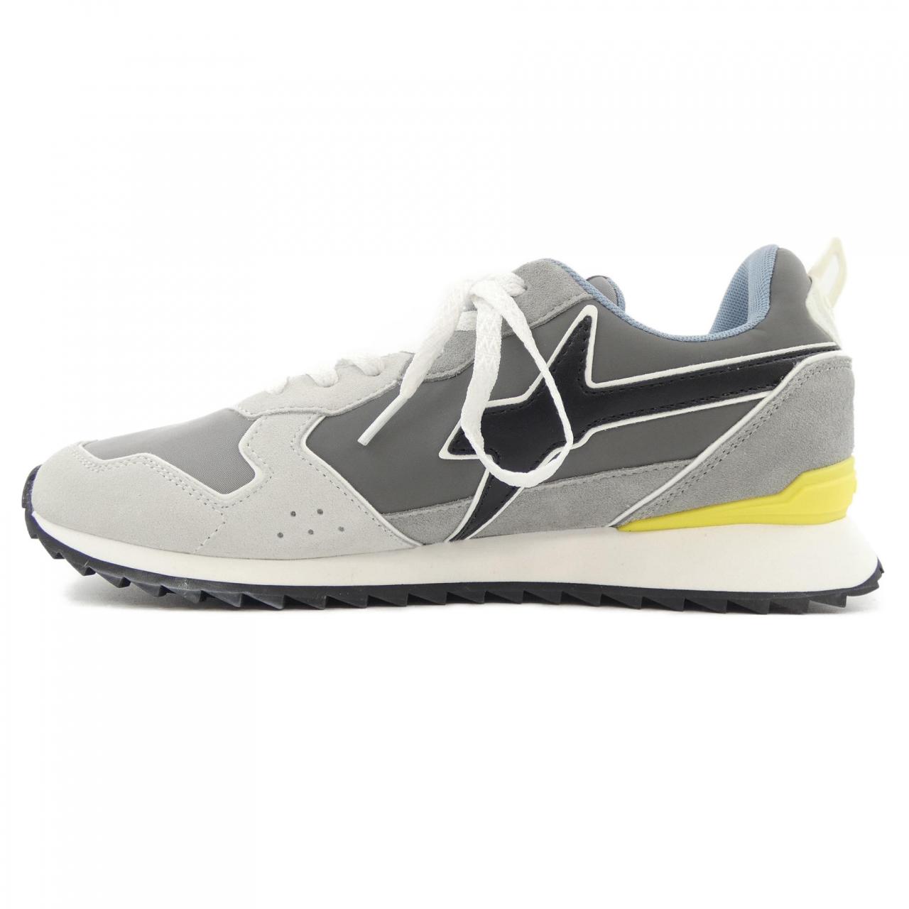 JUST SAY WIZZ スニーカー