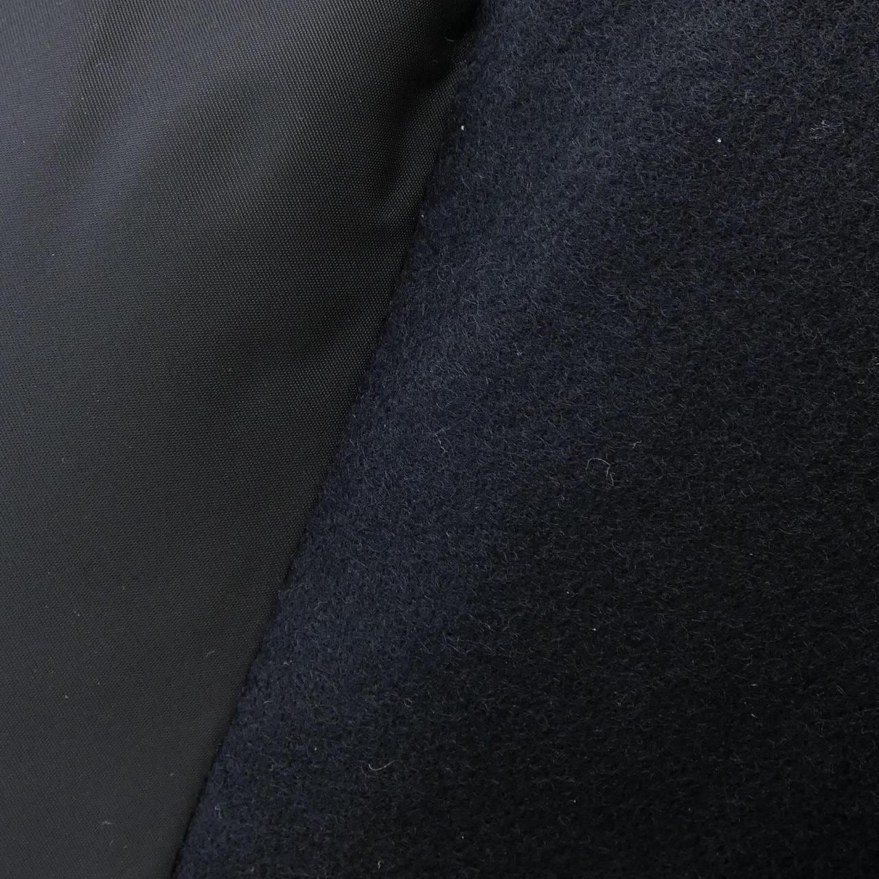 モンクレール MONCLER ダウンジャケット