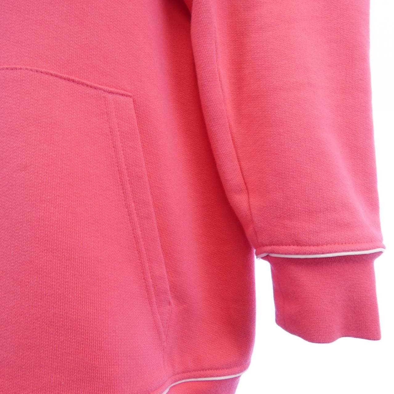 ジャックムー JACQUEMUS パーカー