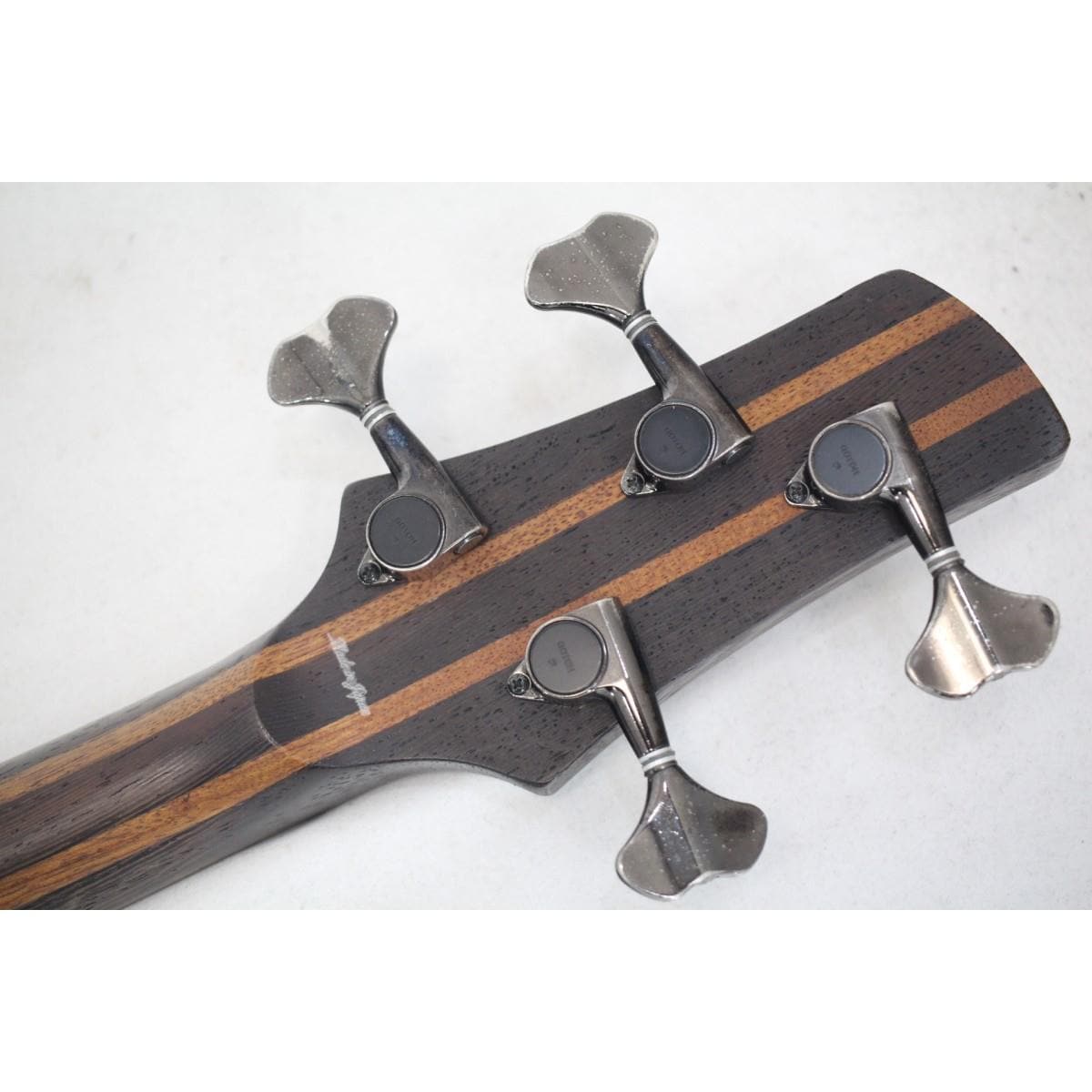 ＩＢＡＮＥＺ　　ＳＲ３０００