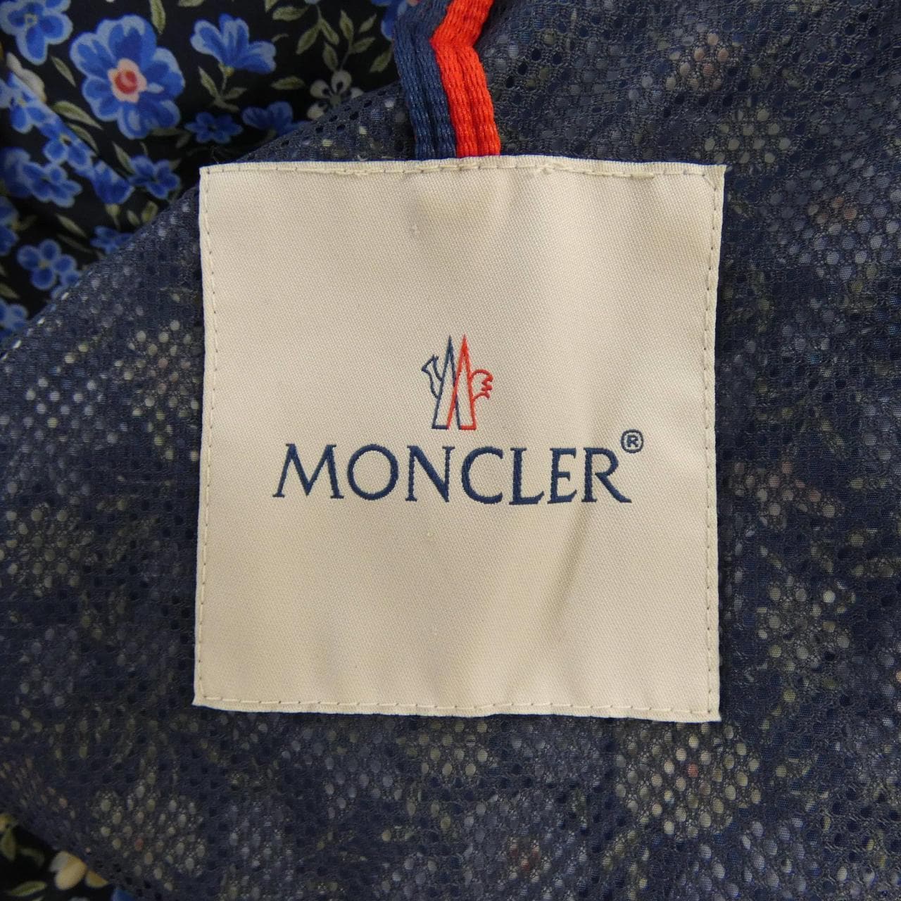 モンクレール MONCLER VIVE ブルゾン