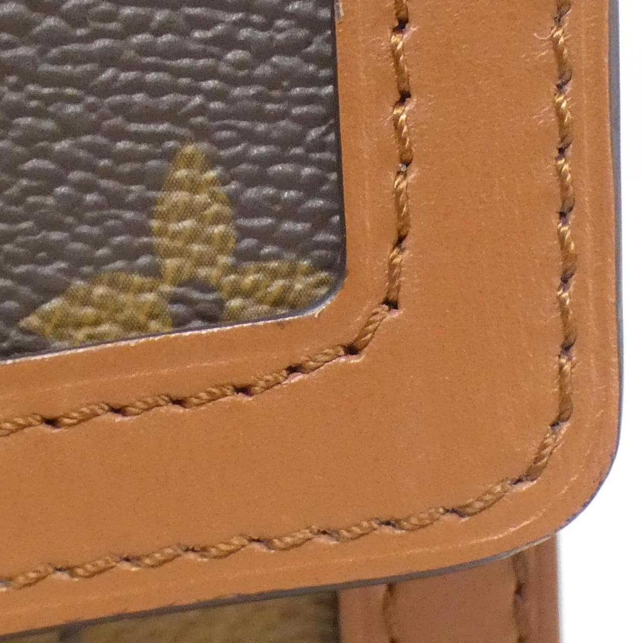 ルイヴィトン モノグラム リバース ドーフィーヌ MM M45958 ショルダーバッグ