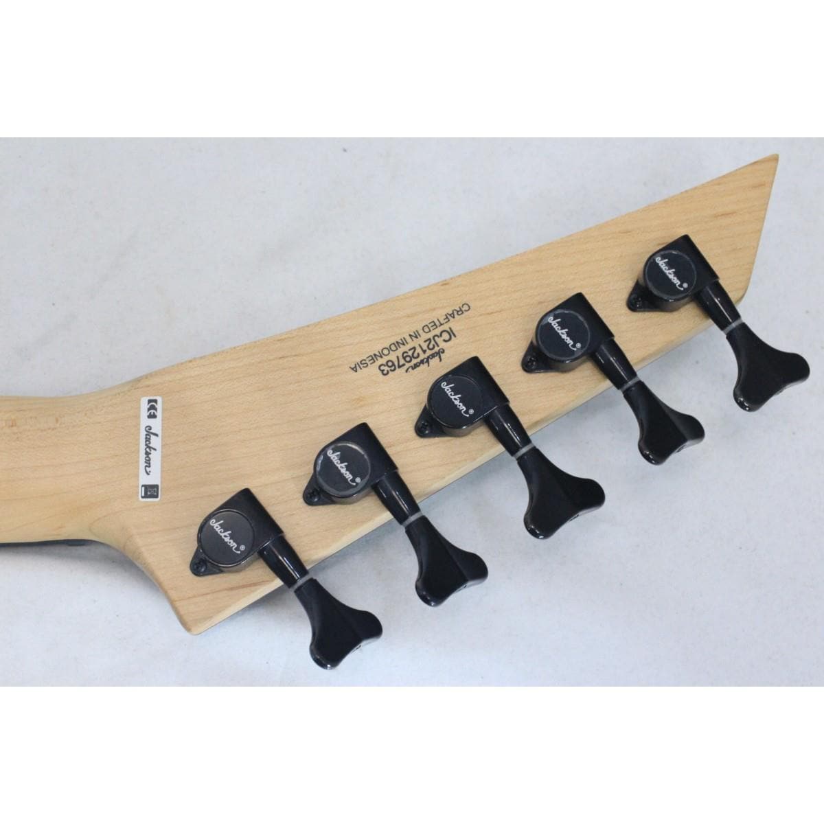 ＪＡＣＫＳＯＮ　　Ｄ．ＥＬＬＥＦＳＯＮ　ＫＥＬＬＹ　ＢＩＲＤ　Ｖ