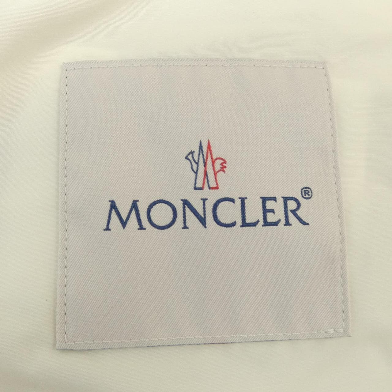 MONCLER蒙克勒·布卢森