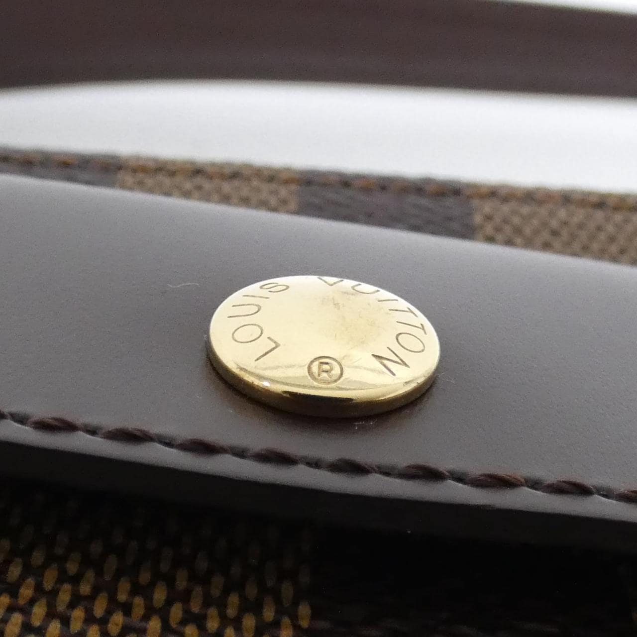 LOUIS VUITTON Damier Aubagne N51129 單肩包