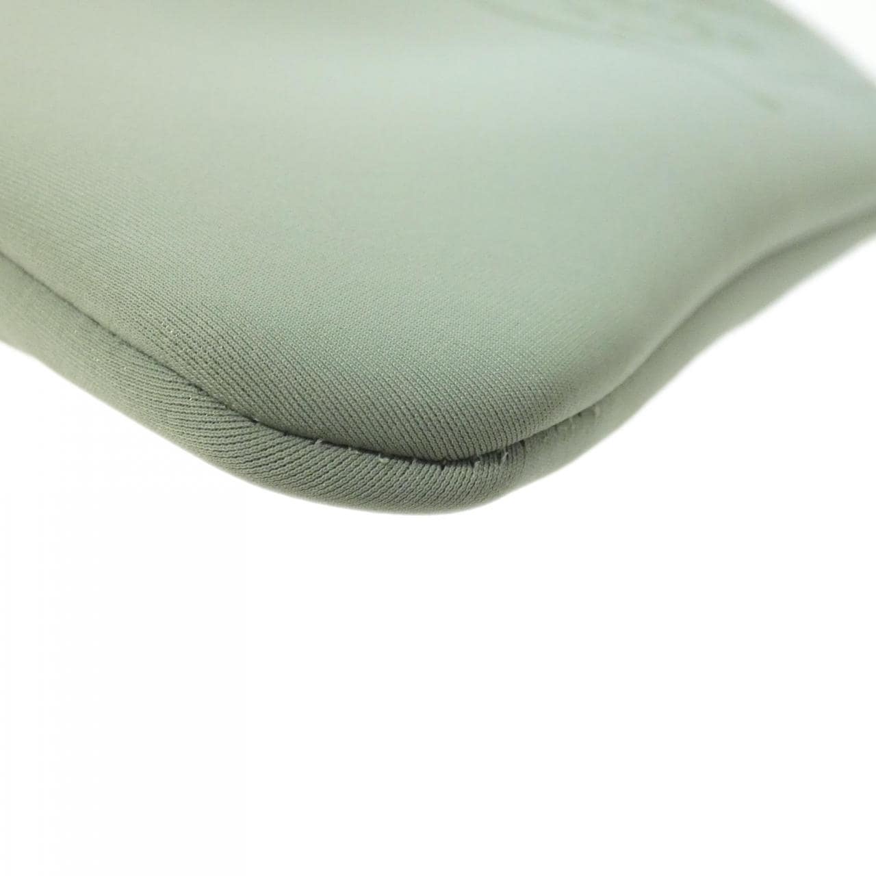 エルメス ネオバン タラサ MM 103748M ポーチ