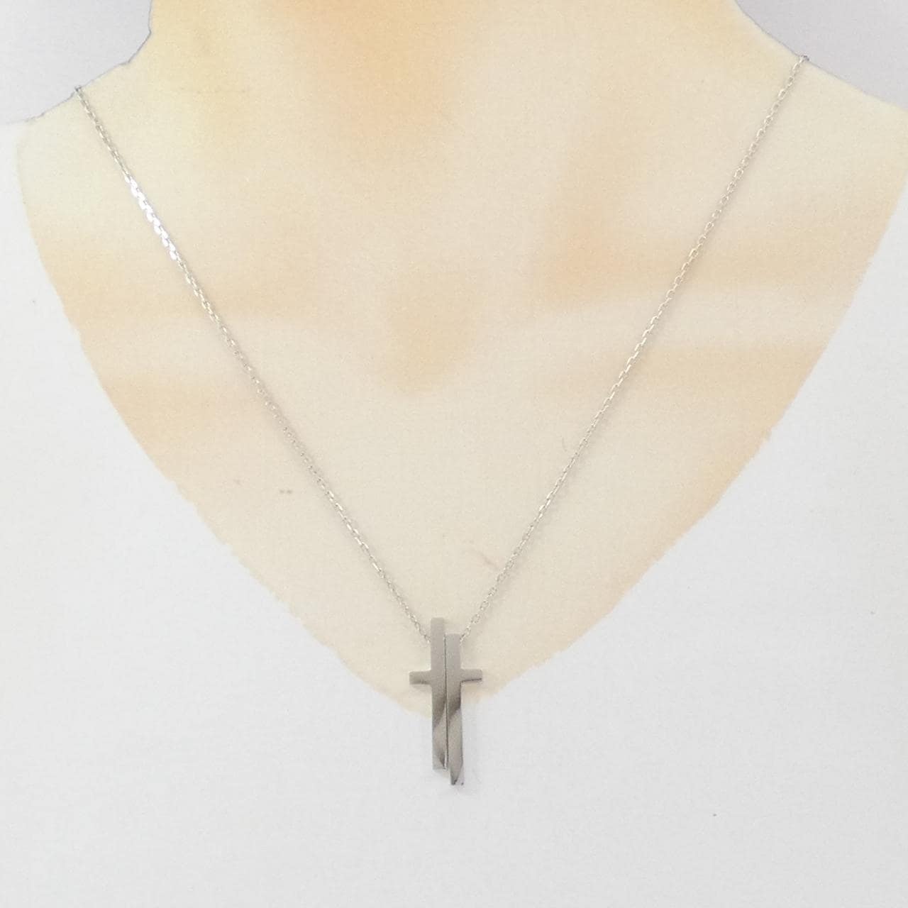 グッチ セパレートクロス ネックレス