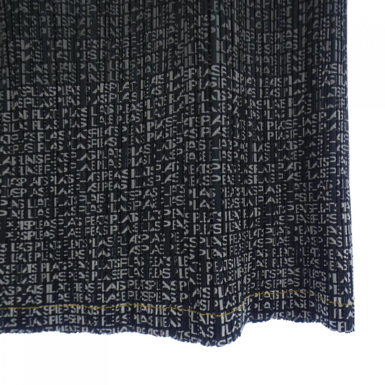 百褶PLEATS PLEASE裙子