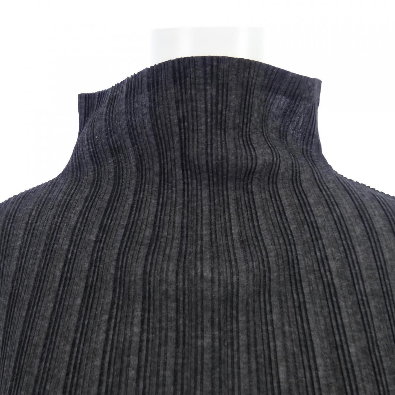 プリーツプリーズ PLEATS PLEASE PP21-FT395 トップス