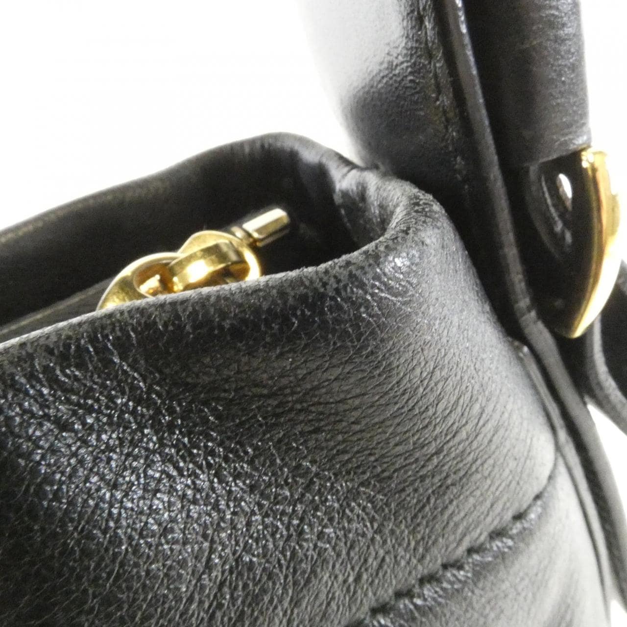 サルヴァトーレフェラガモ 21 D443 ショルダーバッグ