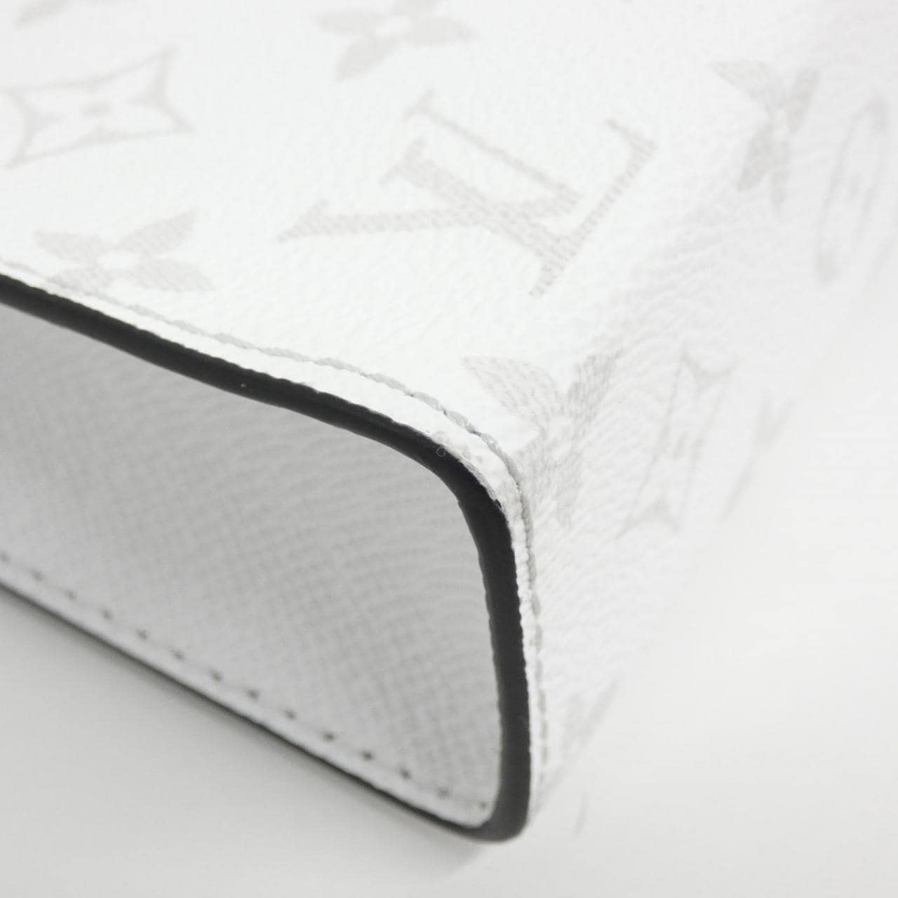 LOUIS VUITTON Taigarama Gaston 可穿戴钱包 M30935 单肩包