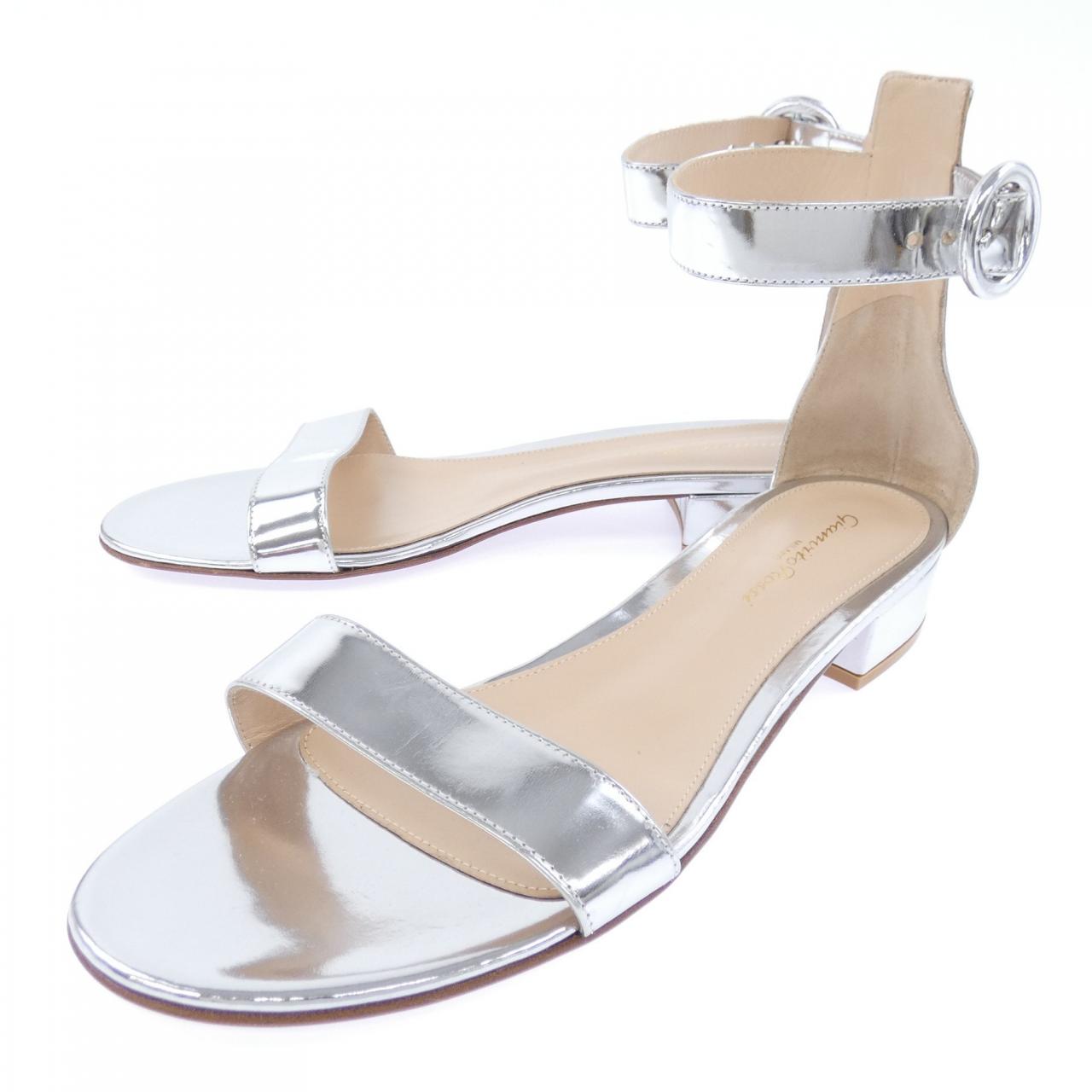 ジャンヴィトロッシ GIANVITO ROSSI サンダル