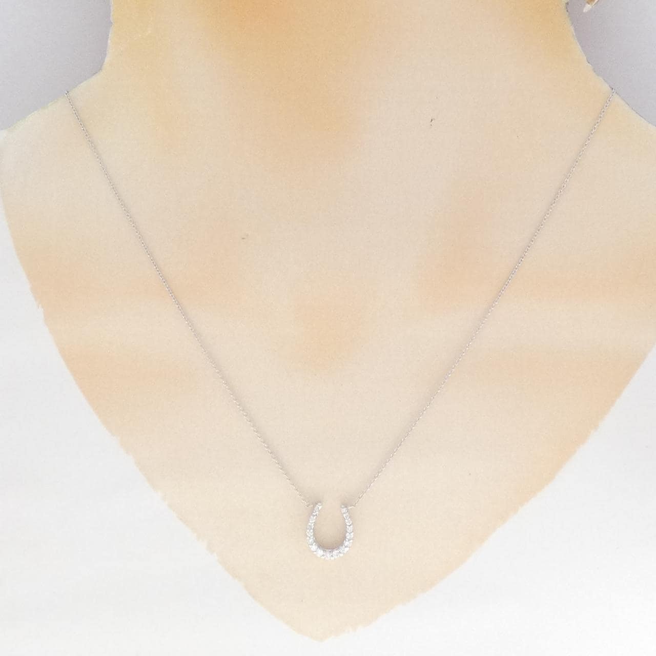 K18WG ホースシュー ダイヤモンド ネックレス 0.20CT