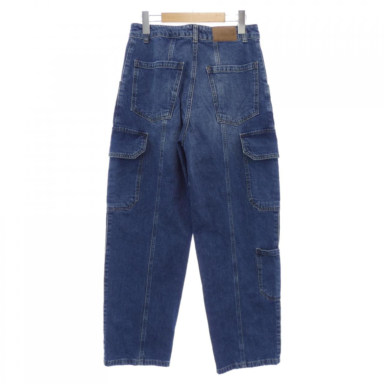 バウムウンドヘルガーデン Baum und Pferdgarten ジーンズ