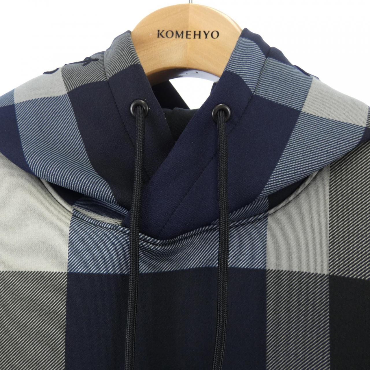 ブラックレーベルクレストブリッジ BLACK LABEL CRESTBRI パーカー