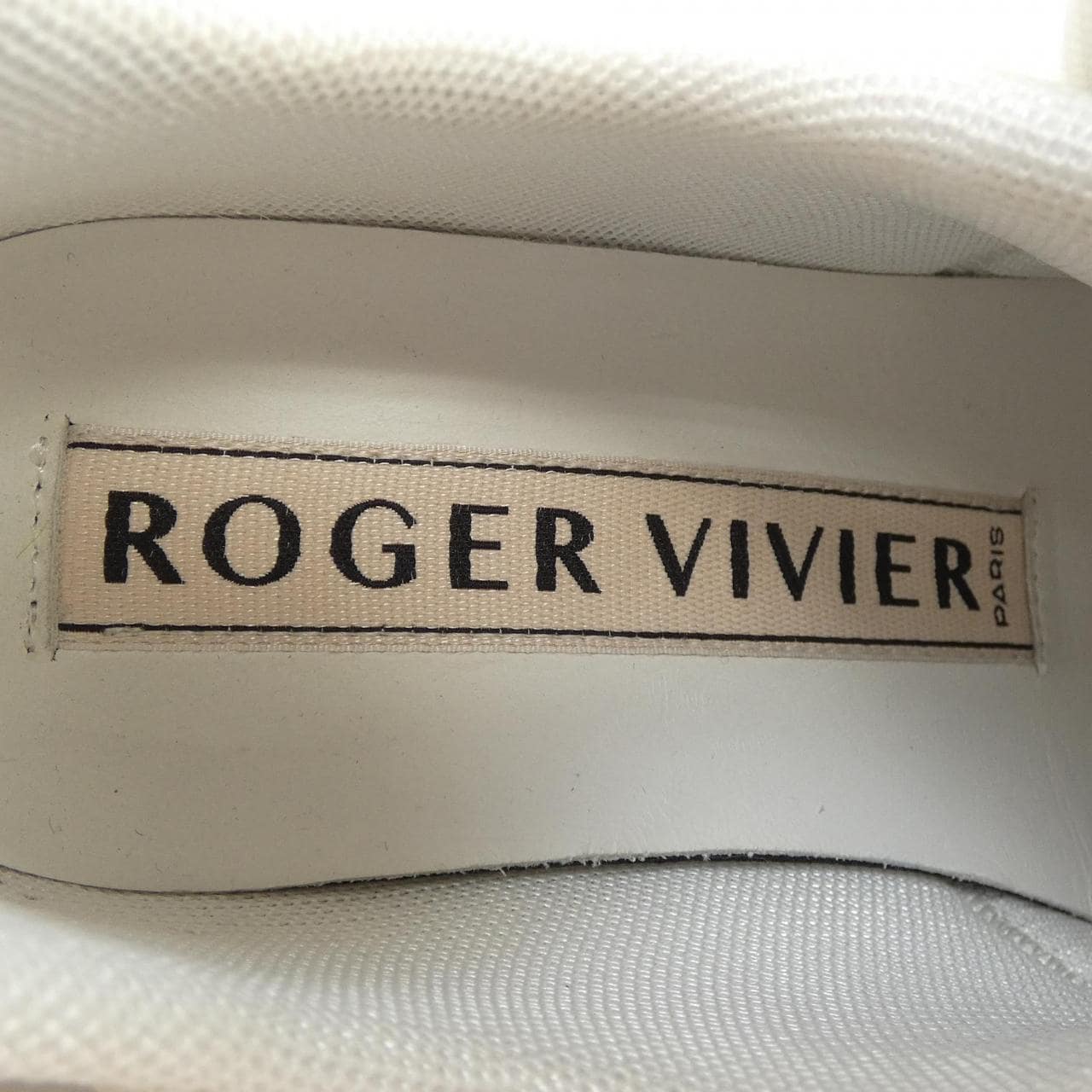ロジェヴィヴィエ ROGER VIVIER スニーカー