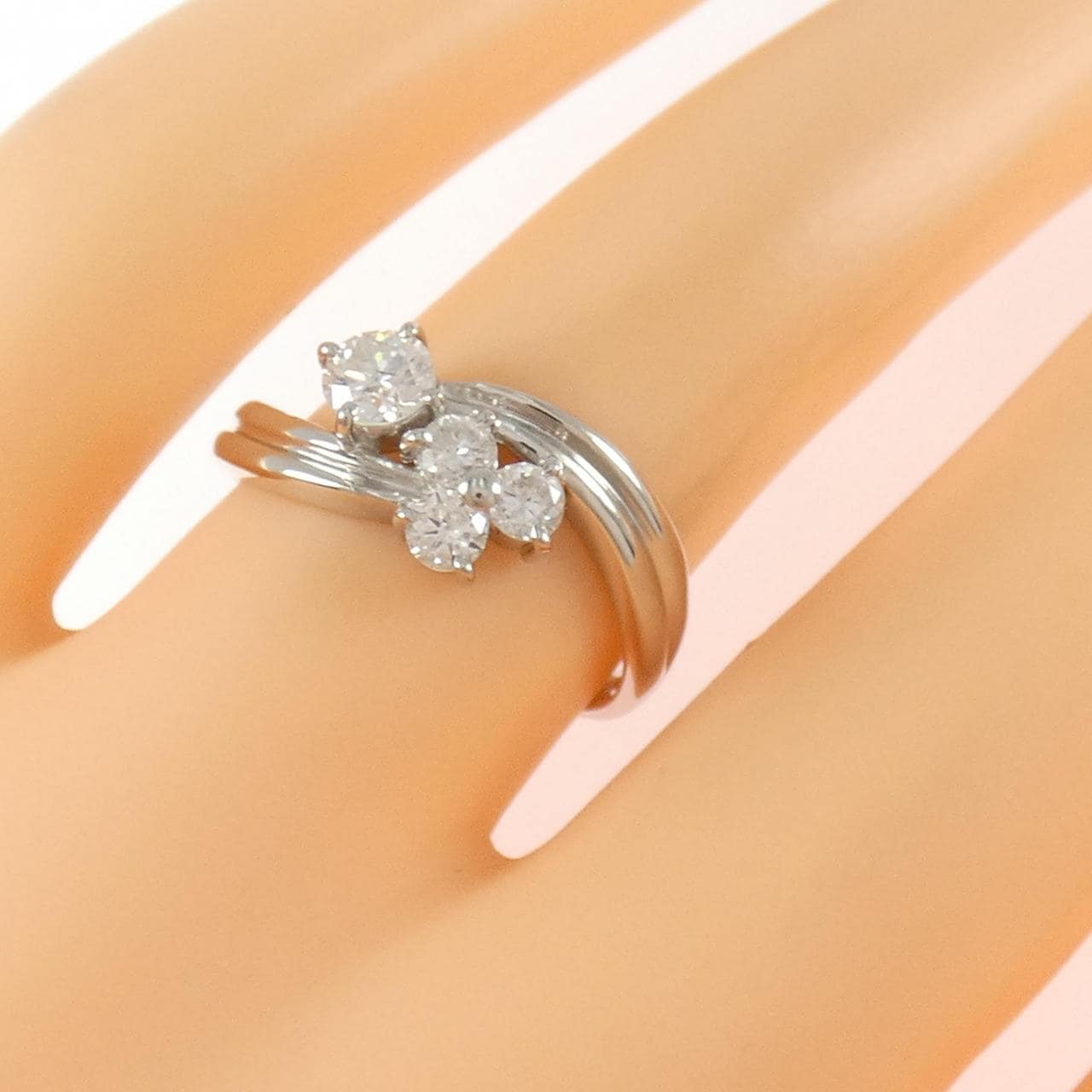 PT850钻石戒指，0.26克拉