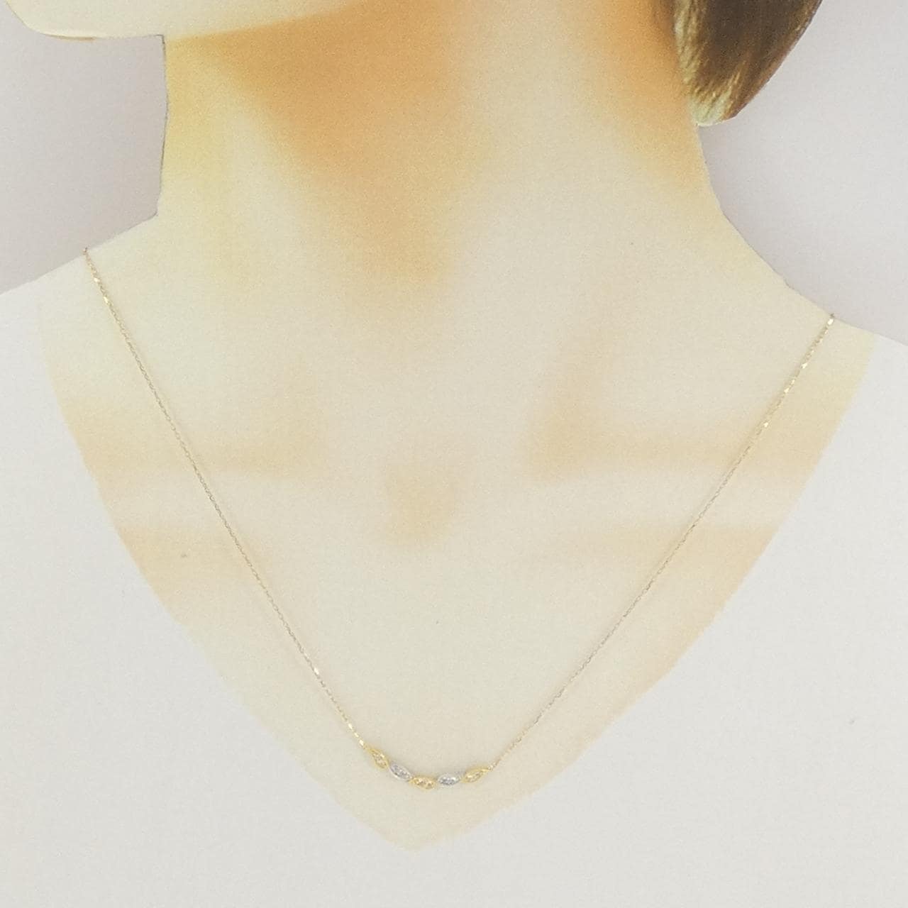 K18YG/K18WG ダイヤモンド ネックレス 0.10CT