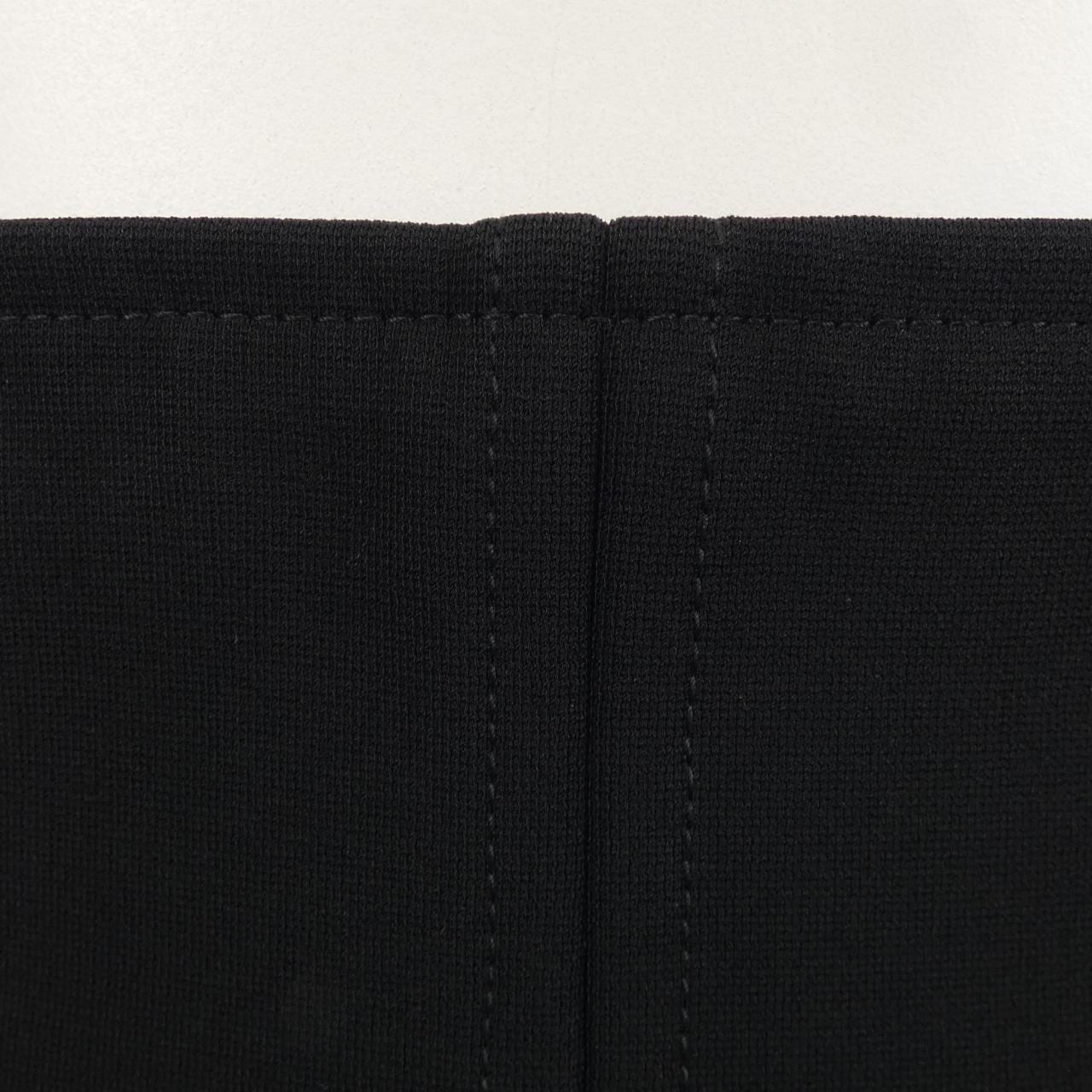 エルメス HERMES Hパッサン 4H0332DR スカート
