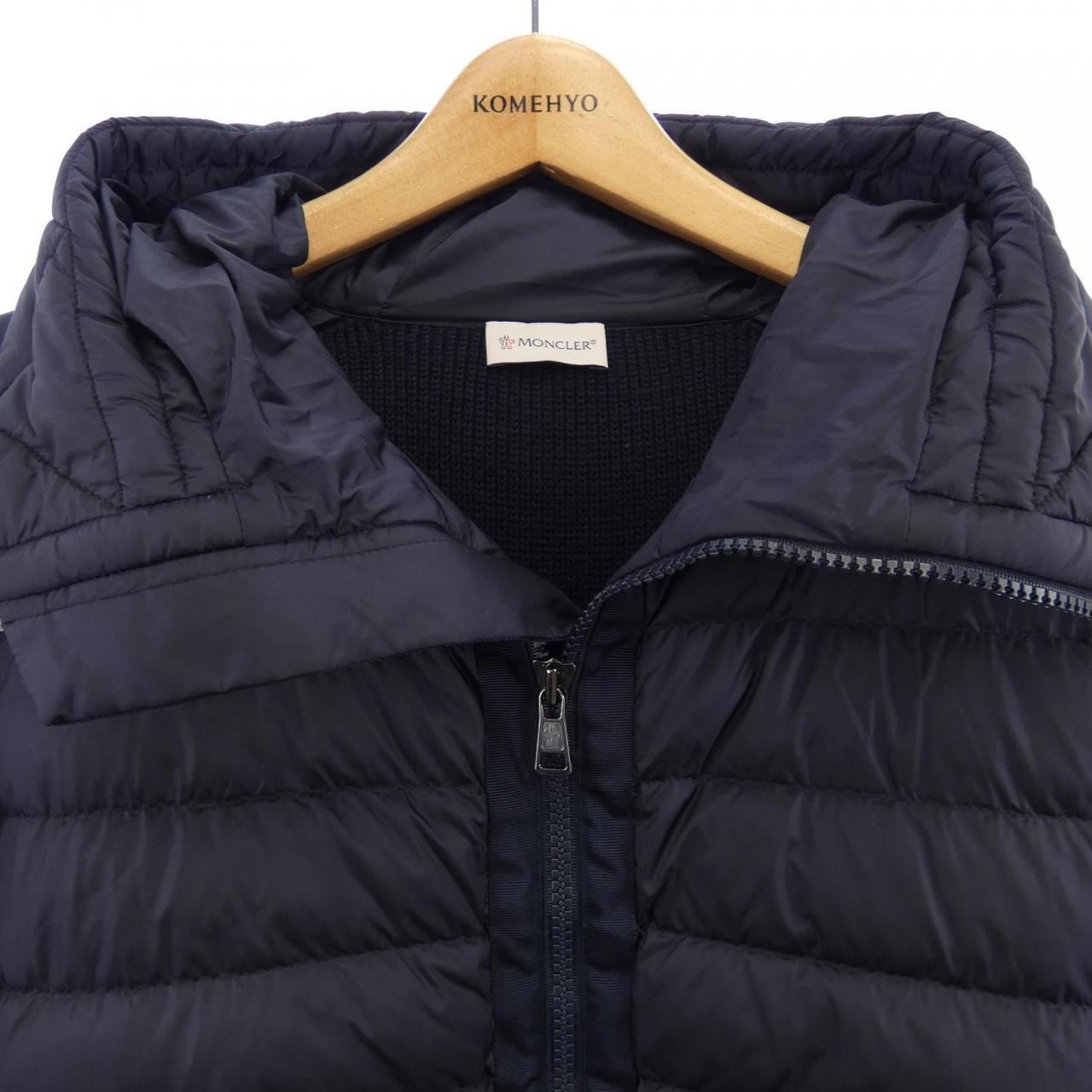 モンクレール MONCLER 20919B50800 ダウンジャケット