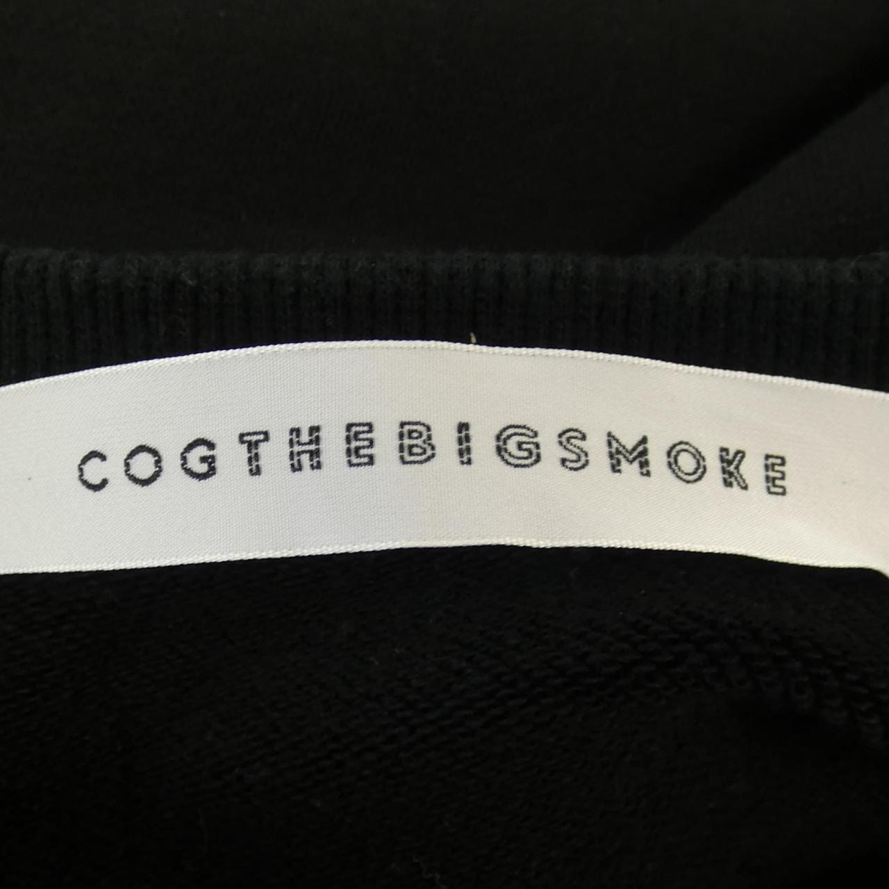 コグザビッグスモーク COGTHEBIGSMOKE スウェット