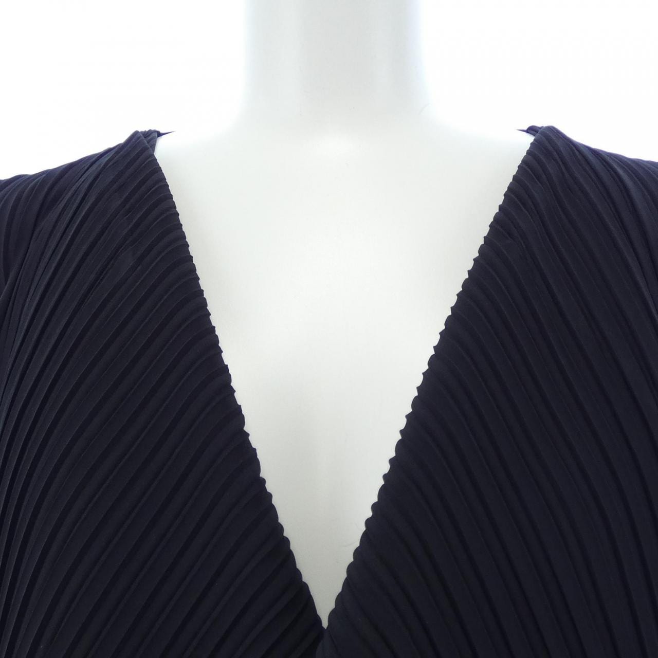 イッセイミヤケ ISSEY MIYAKE IM43FO112 カーディガン