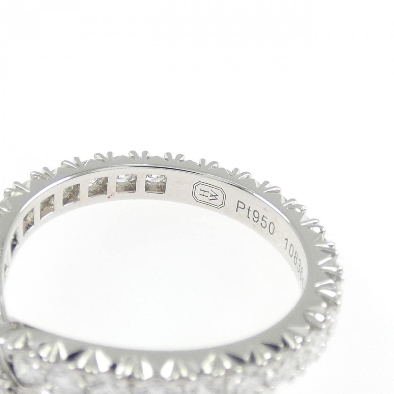 ハリーウィンストン リボン バンド リング