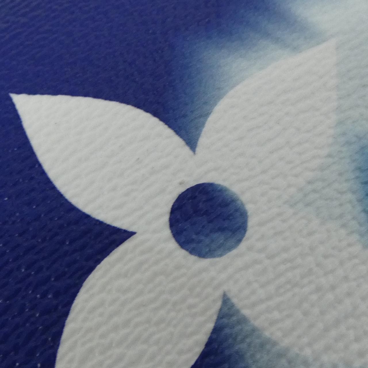 ルイヴィトン LVエスカル オンザゴー GM M45120 バッグ