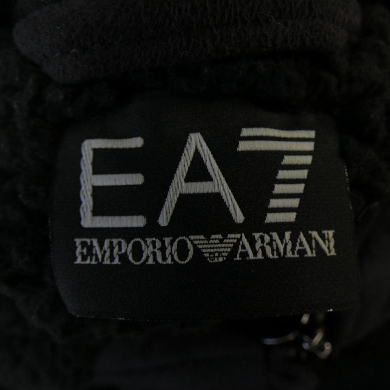 エアセッテ EA7 ブルゾン