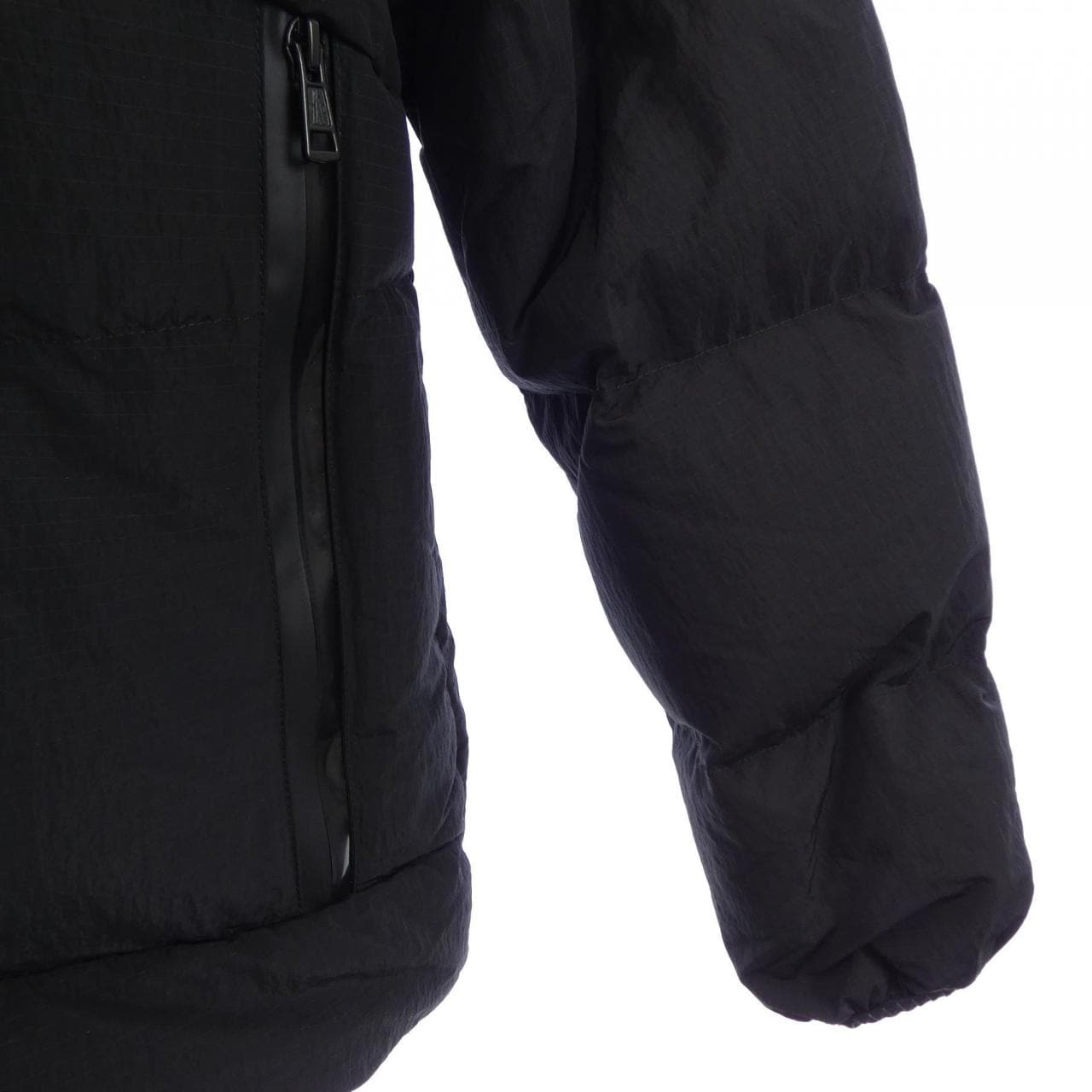 モンクレール MONCLER TACANA ダウンジャケット