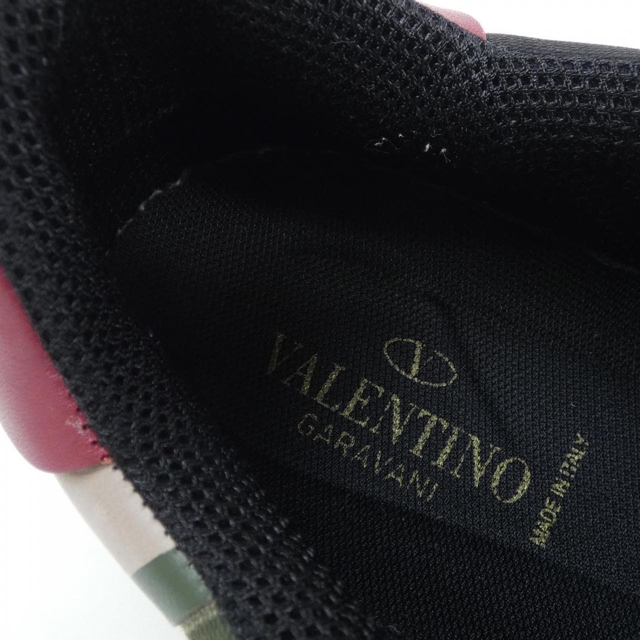 ヴァレンティノガラヴァーニ VALENTINO GARAVANI FNJ723Y スニーカー