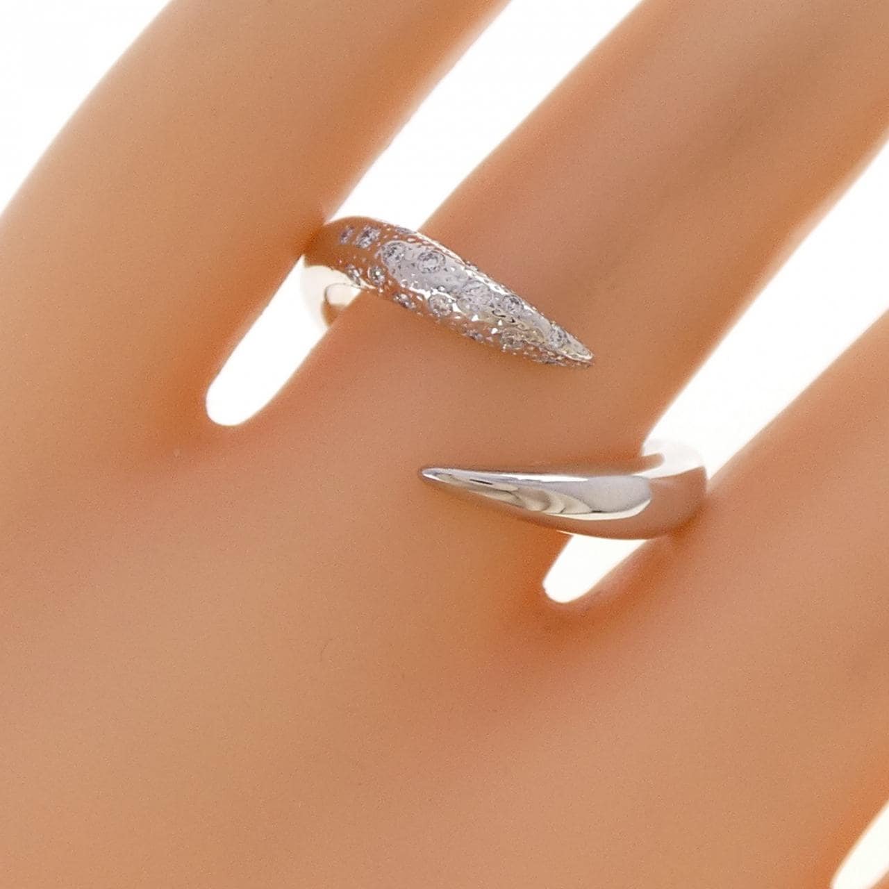 タサキ デインジャーホーン リング 0.11CT