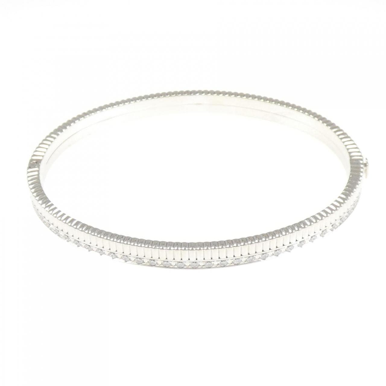 Boucheron Quatre Radiant Bangle