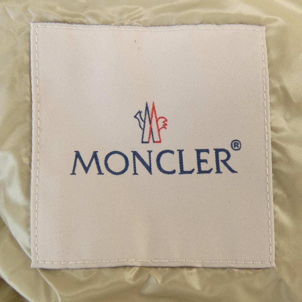 MONCLER蒙克勒羽绒服