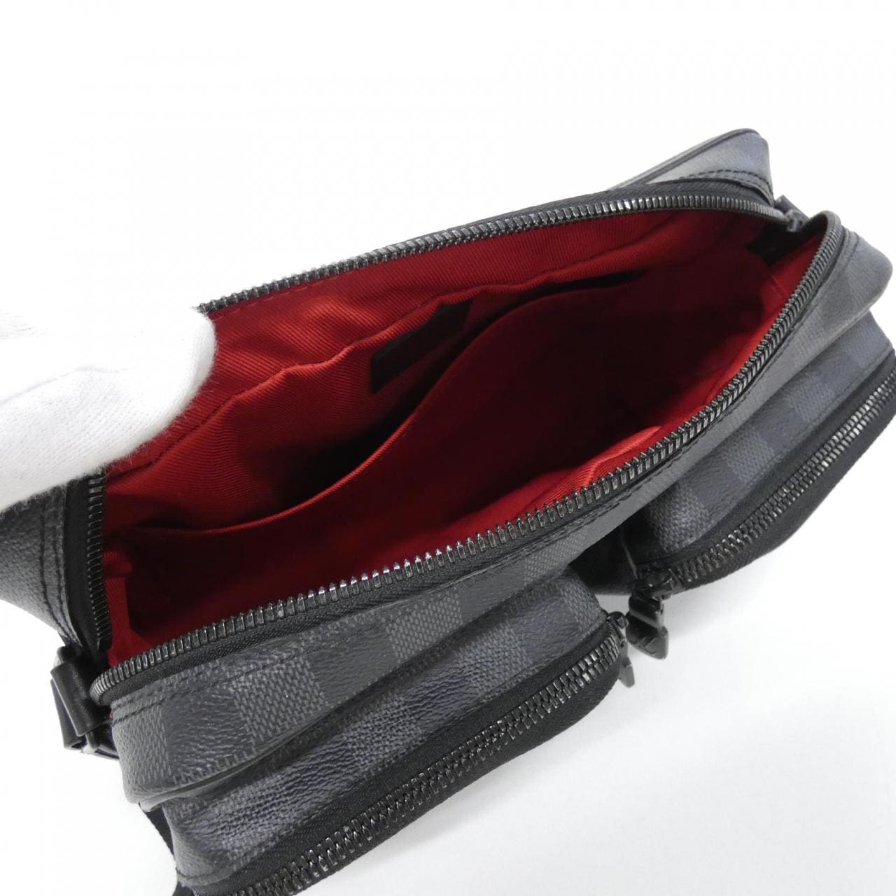 ルイヴィトン ダミエ グラフィット ユーティリティ ユーティリティ メッセンジャー N40280 ショルダーバッグ