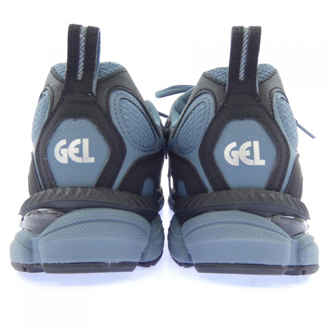 アシックス ASICS 1203A735 スニーカー